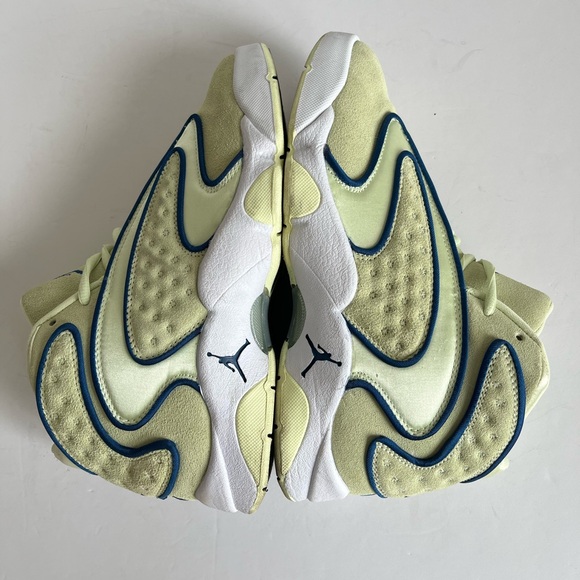 Air Jordan OG Women's Shoes Size 7.5 Lime Ice White Court Blue - Picture 3 of 10